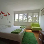 Calluna Apartment Split