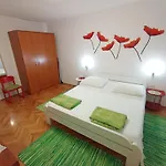 Calluna Apartment Split